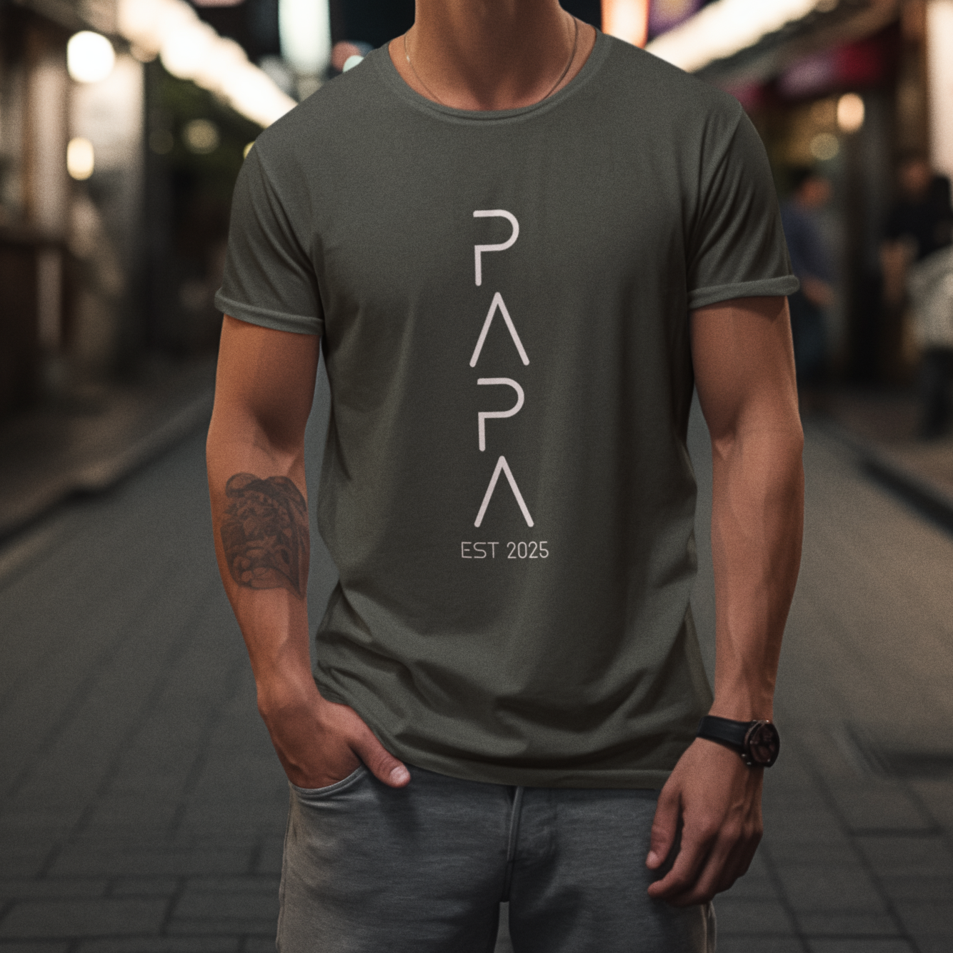 PAPA T-Shirt FUTURISTIC Rundhals personalisiert