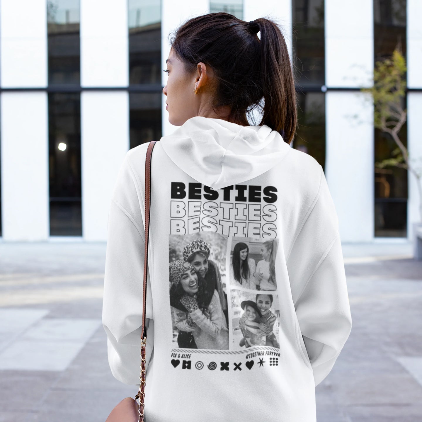 BESTIES Hoodie mit euren Fotos personalisiert – Rückansicht mit Fotocollage