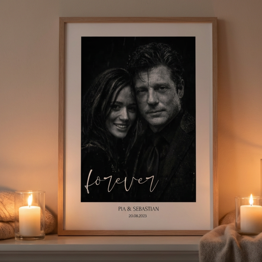 FOTO-POSTER DRAMATISCH IM REGEN mit Deinem Bild & Slogan personalisiert