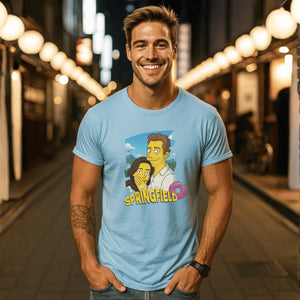 T-shirt color azzurro con motivo «SPRINGFIELD» sul davanti.