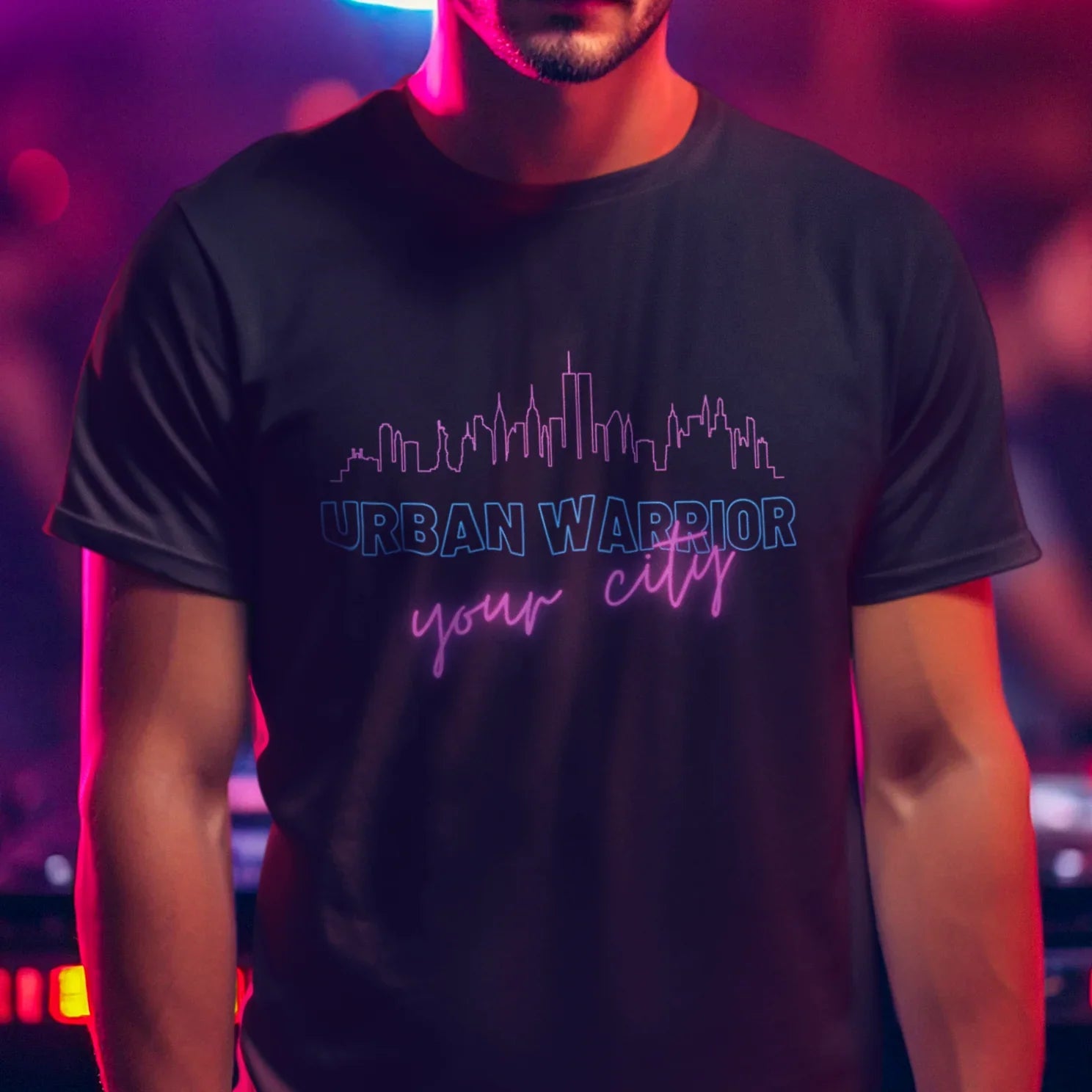 Urban Warrior T-Shirt mit Skyline-Motiv auf schwarzem Shirt